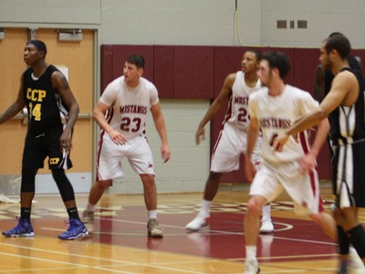 Men's Basketball: Mustangs Lose to Colonials