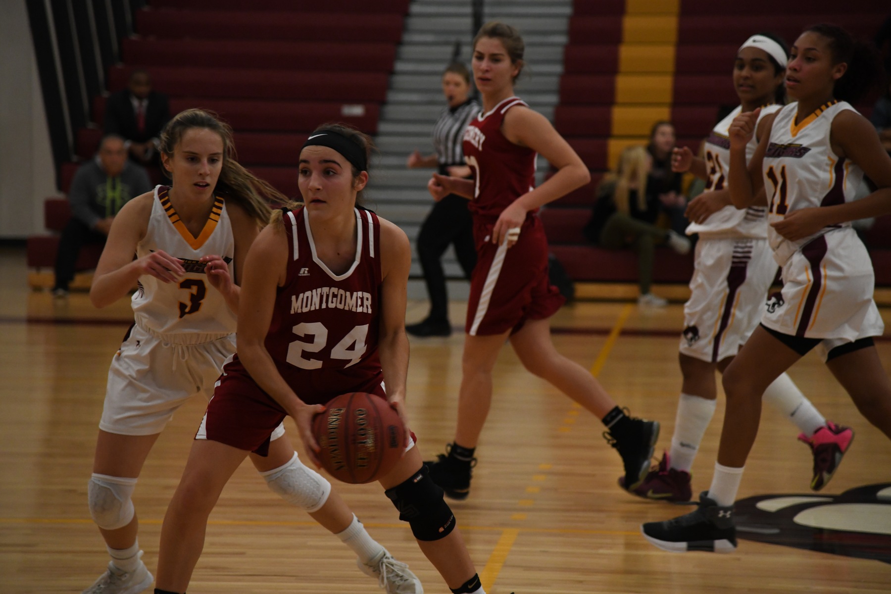 Dominant Win Over Lehigh Carbon Clinches Conference Tournament #2 Seed for Women's Basketball